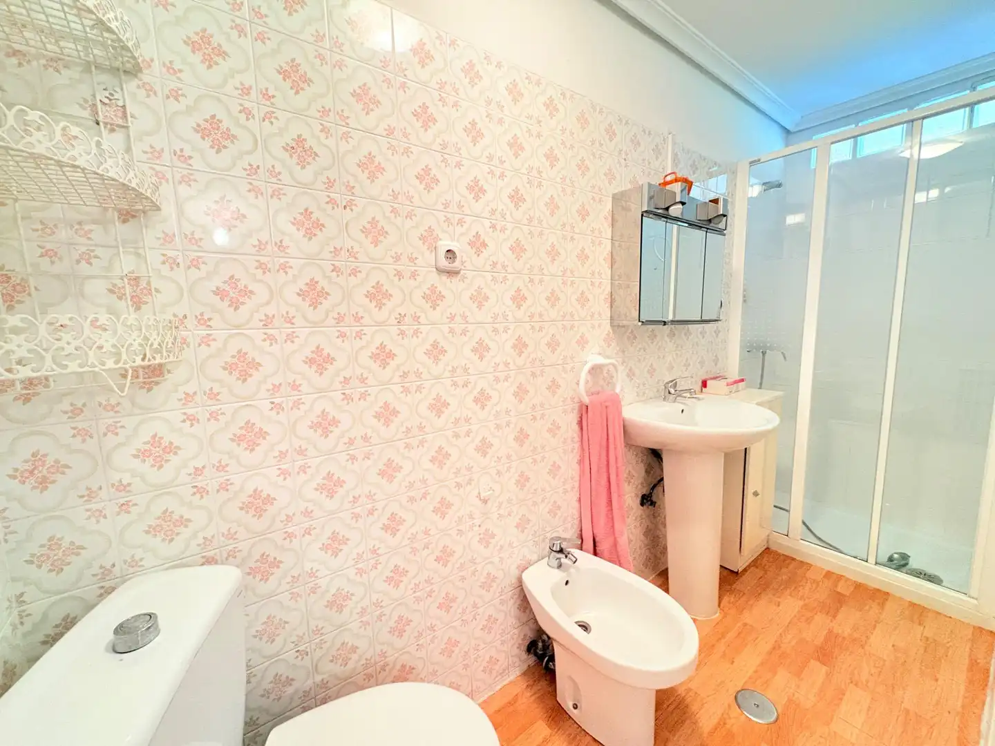 Baño de Casa o chalet en venta en Torre del Bierzo con Calefacción, Jardín privado y Trastero