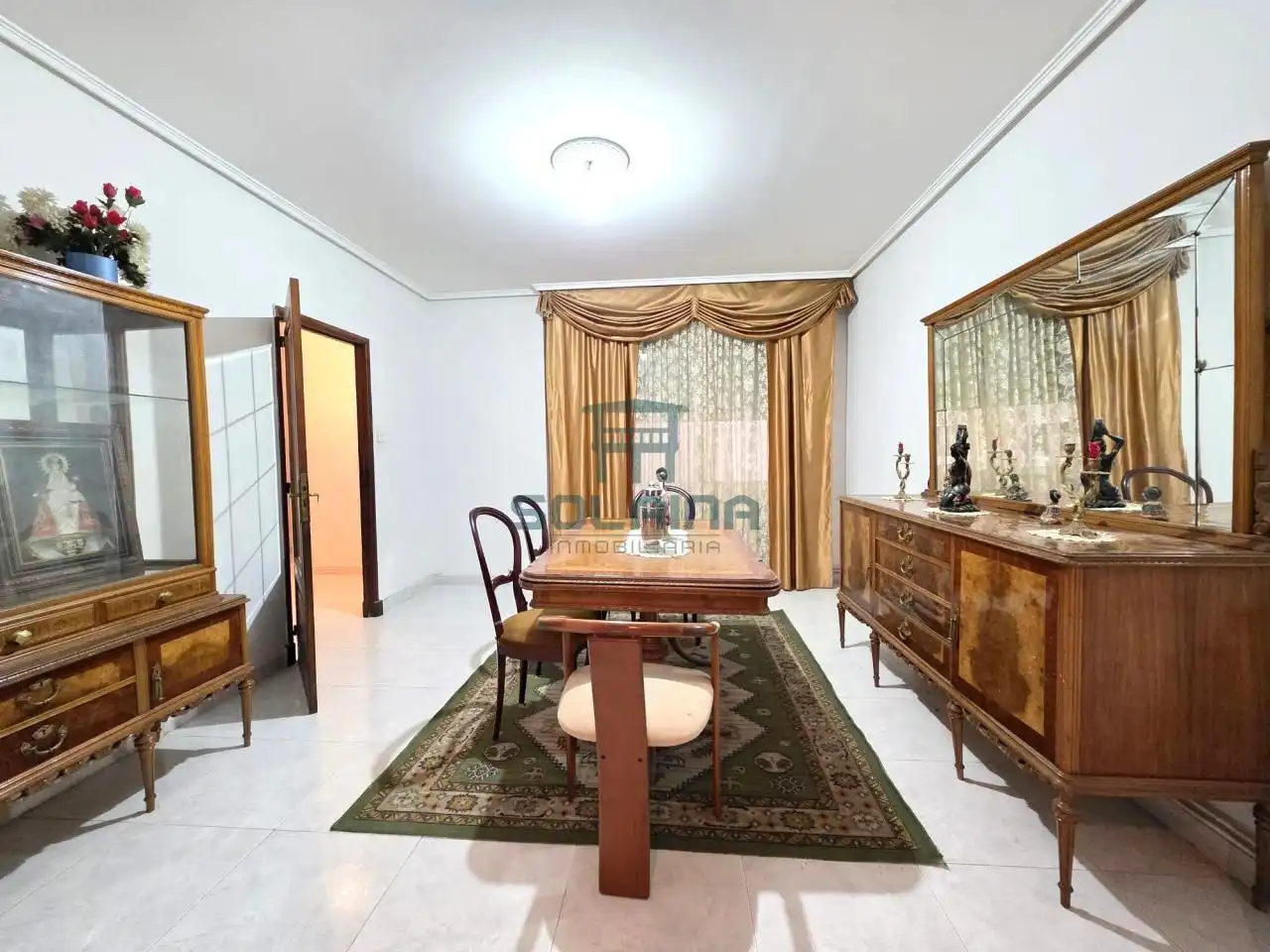 Comedor de Piso en venta en Ourense Capital  con Calefacción y Trastero