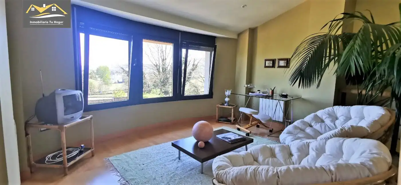 Sala de estar de Casa o chalet en venta en A Pobra de Trives  con Calefacción, Terraza y Trastero