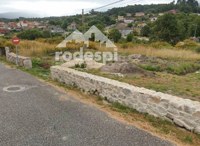 Terreno residencial en Venta en Fornelos de Montes