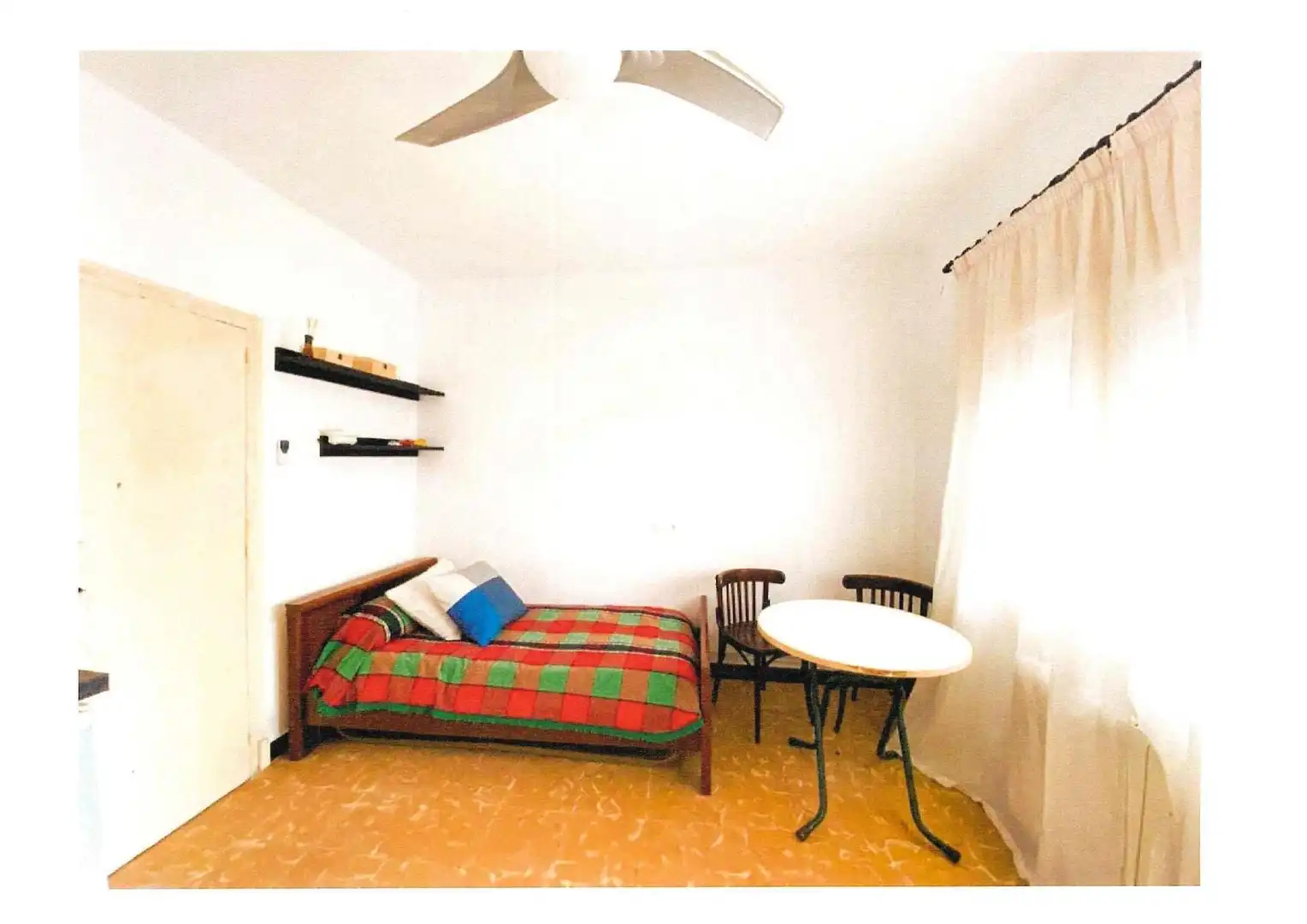 Habitación de Planta baja en venta en Calonge i Sant Antoni con Calefacción y Terraza