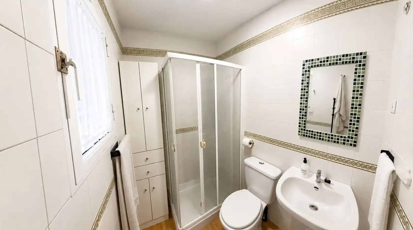 Bathroom of Detached homes for rent in Torrevieja  with Air Conditioner, Heating and Terrace