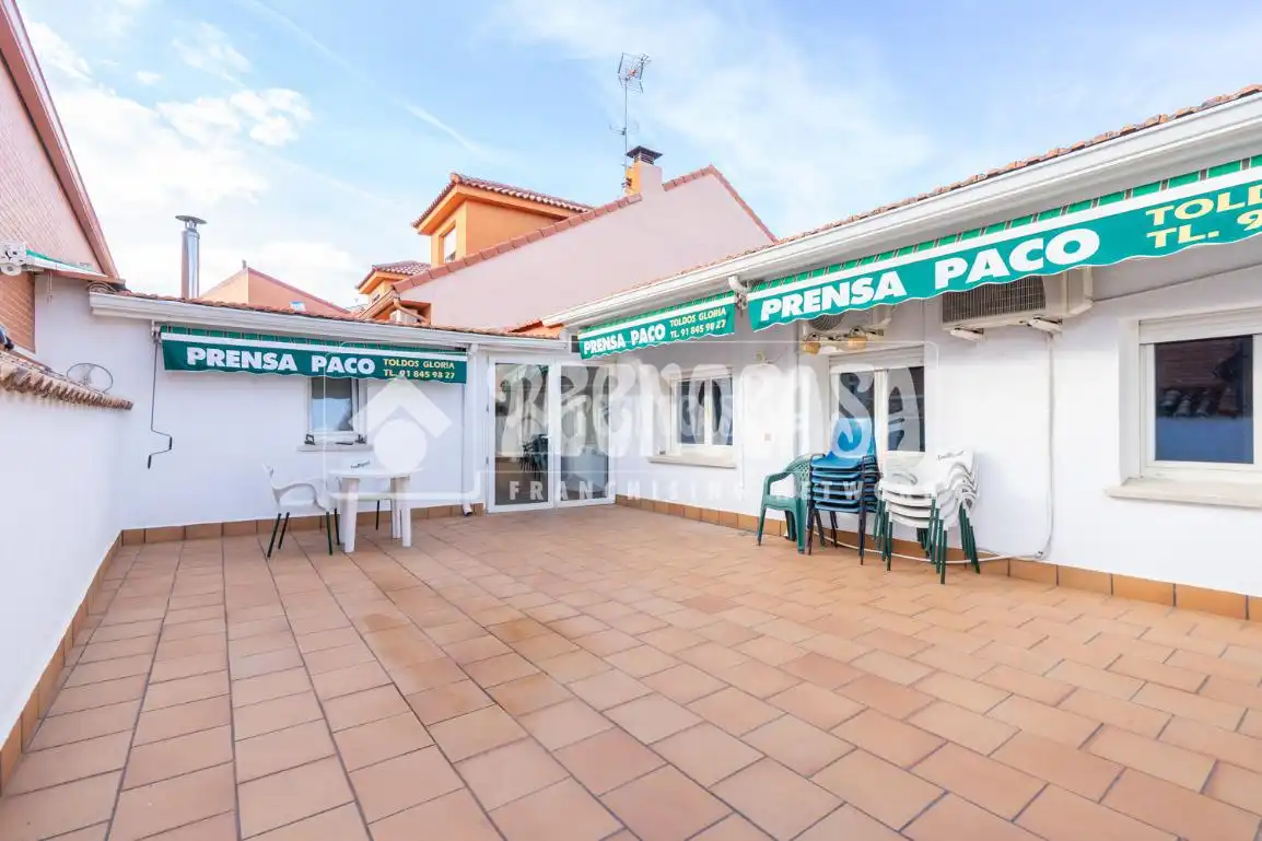 Casa adosada en venta en Colmenar Viejo con Calefacción, Terraza y Balcón