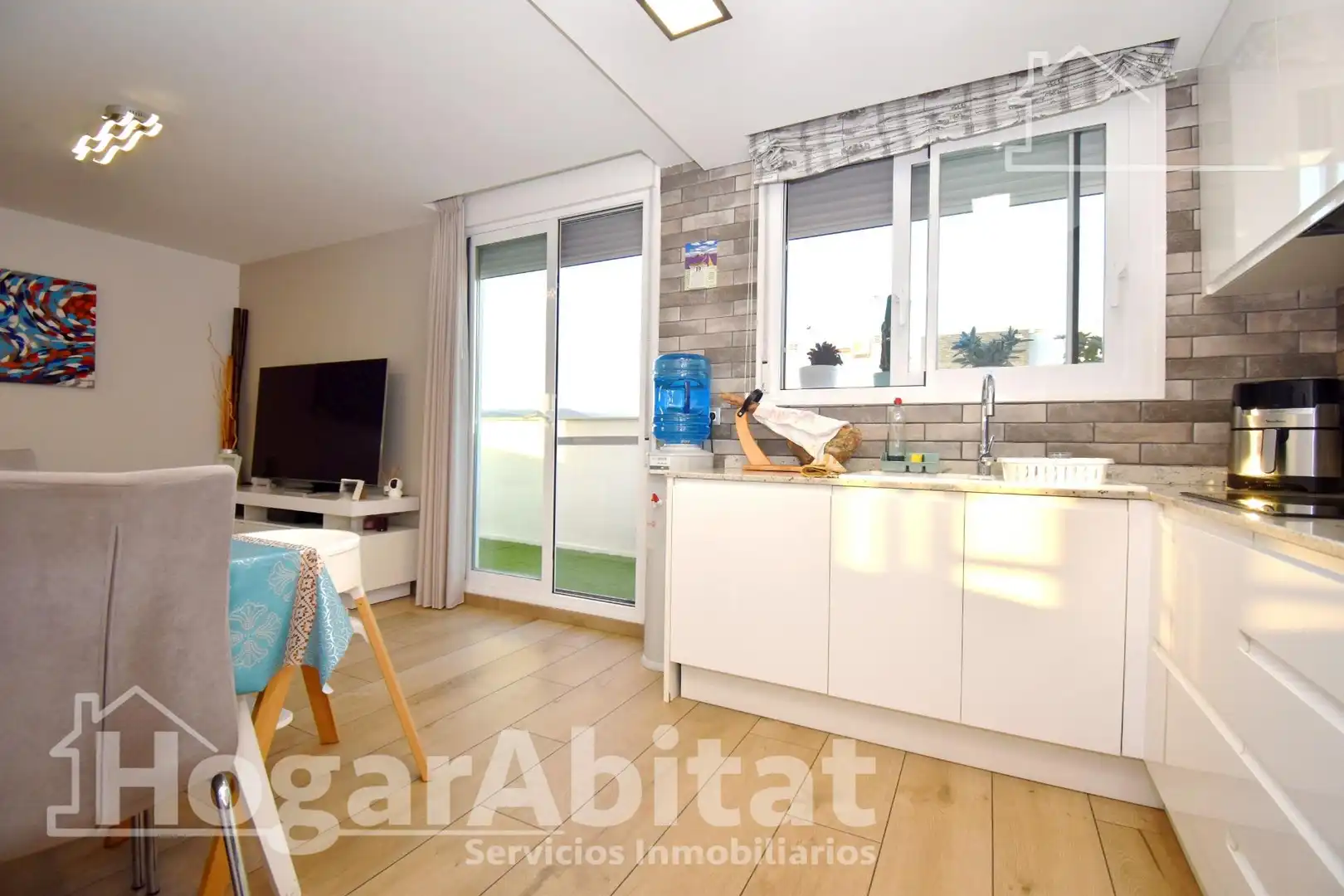 Dormitori de Àtic en venda en Castellón de la Plana / Castelló de la Plana amb Aire condicionat, Calefacció i Terrassa
