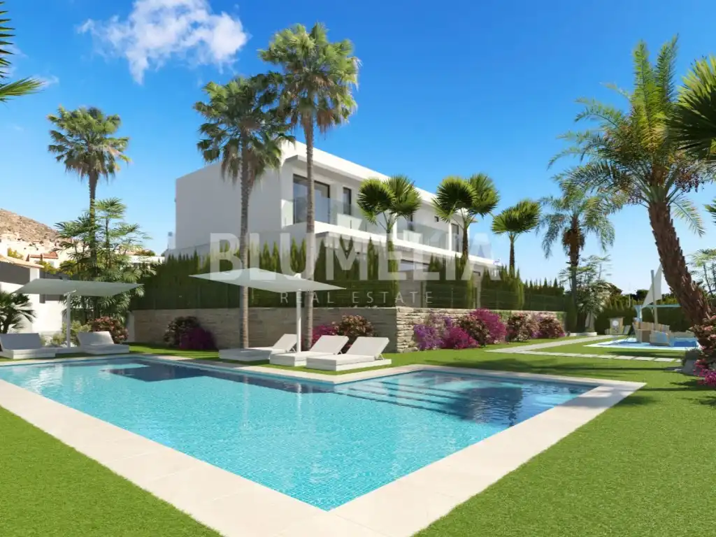 Bungalow amb piscina en venda a Avenida Europa, imagen 2
