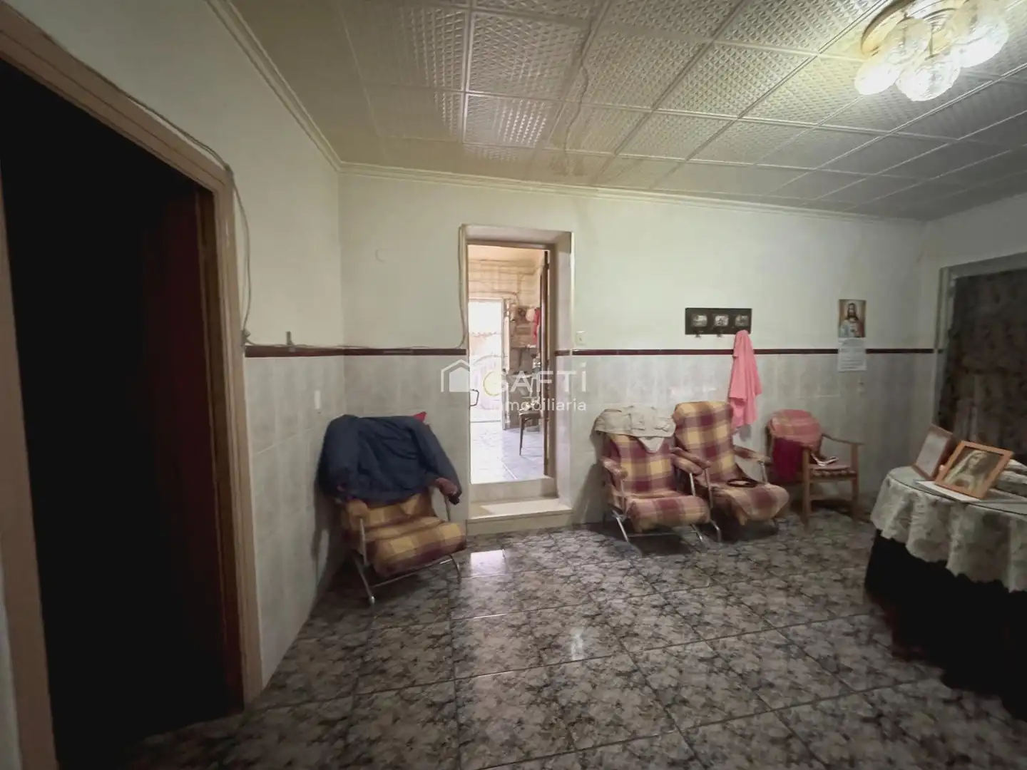 Casa adosada en venta en Algueña con Terraza