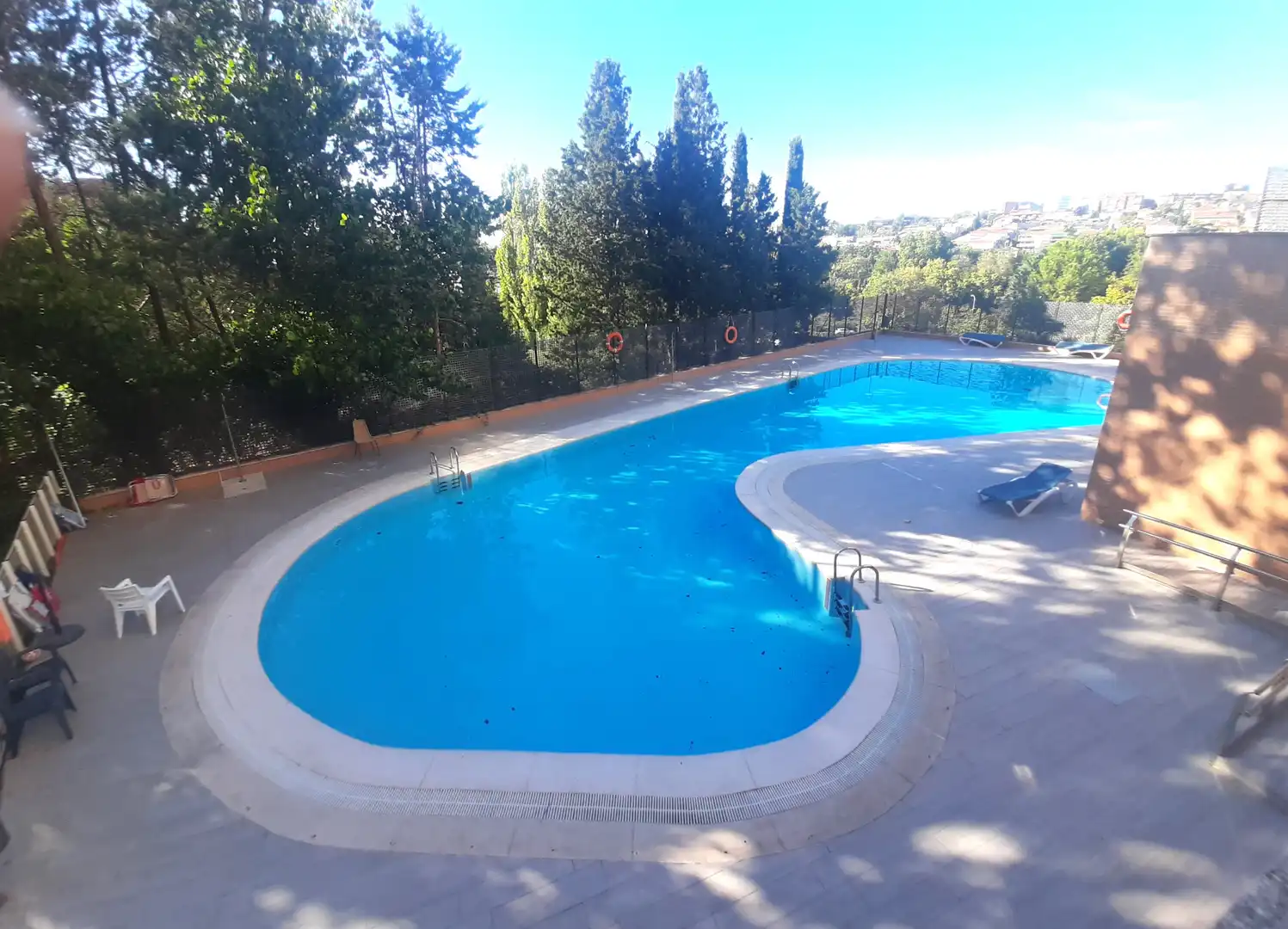 Piscina de Piso de alquiler en Madrid con Aire acondicionado, Calefacción y Parquet