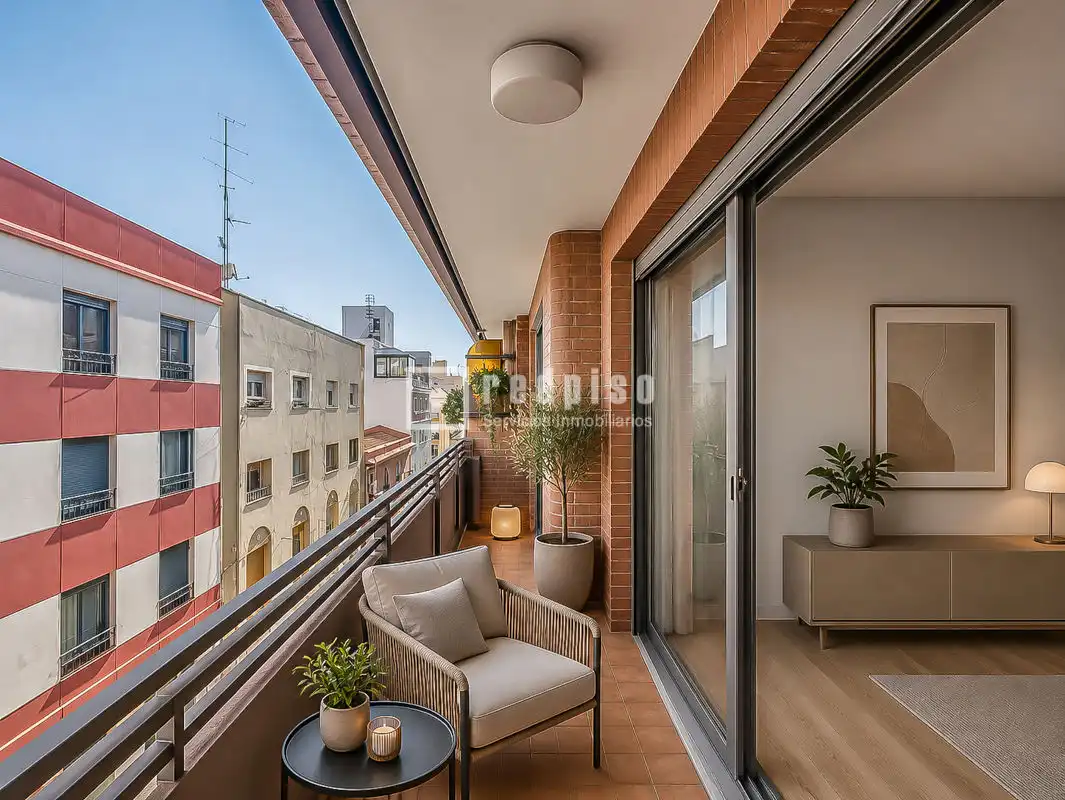 Piso con ascensor en venta en de Hermosilla