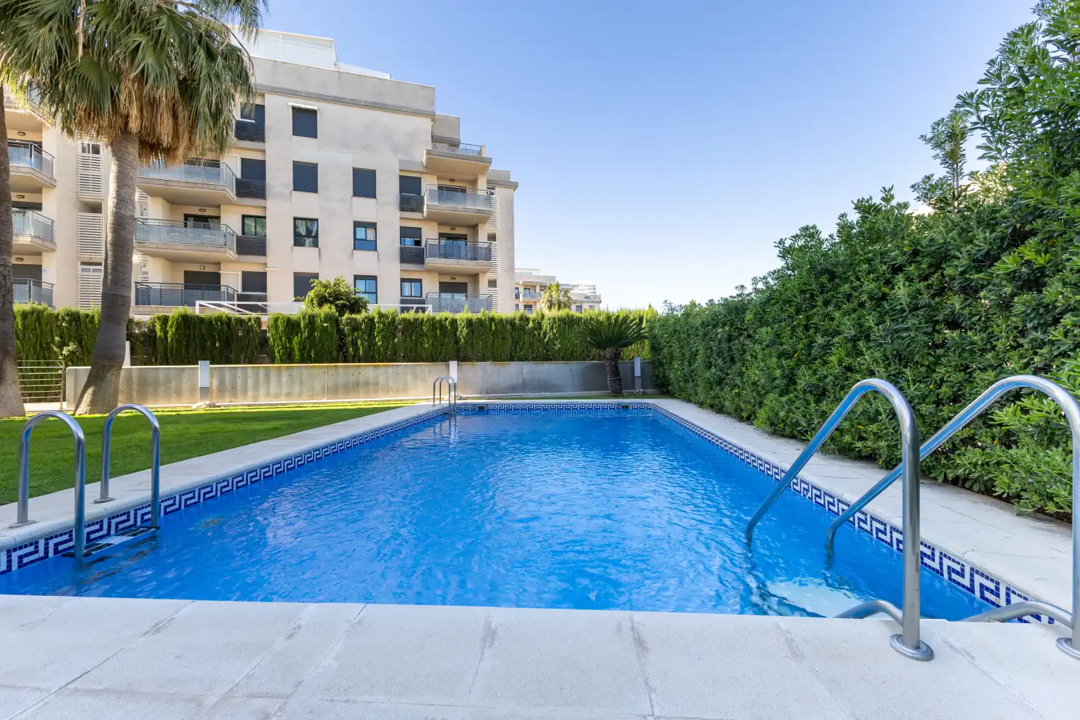 Flat with pool for sale in Canet d'En Berenguer