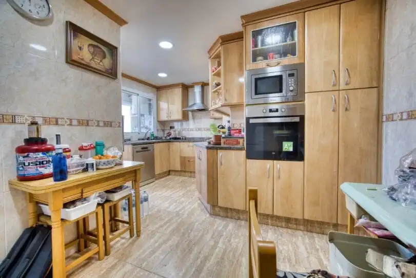 Appartamento con terrazza in vendita a Plaza Castelar - Mercado Central, imagen 2