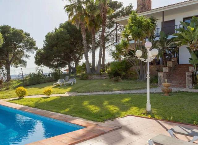 Casa-chalet en Venta en Santa Susanna