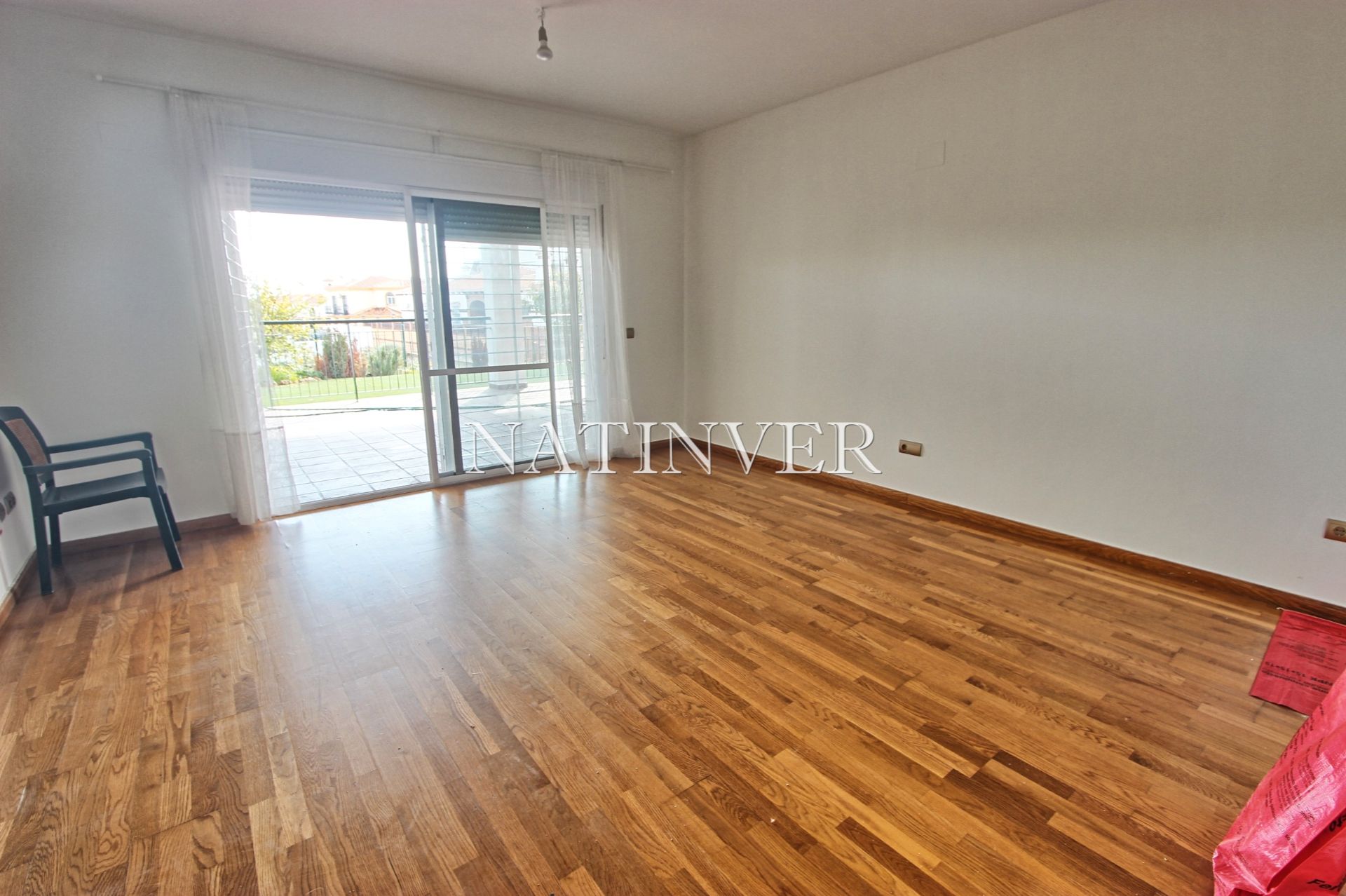 Living room of Flat for sale in Rincón de la Victoria  with Private garden, Terrace and Community pool