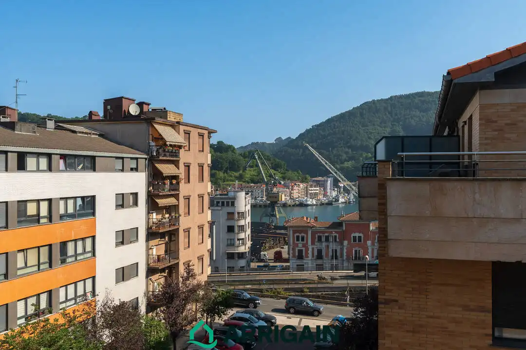 Terraza de Piso en venta en Donostia - San Sebastián  con Calefacción, Terraza y Alarma
