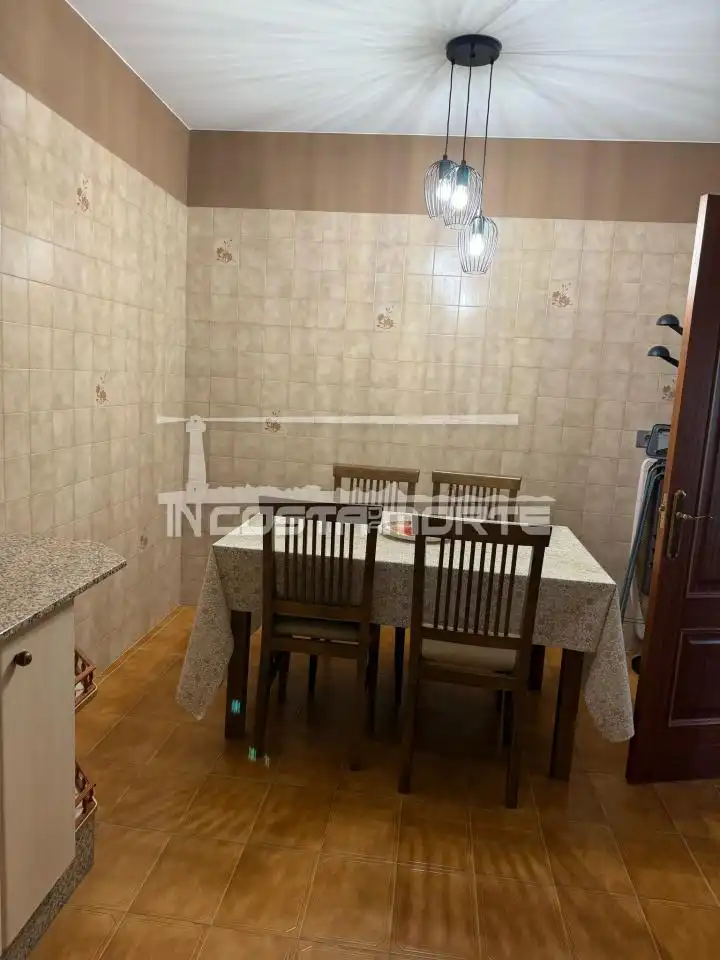 Comedor de Casa o chalet en venta en Muxía con Calefacción, Jardín privado y Trastero