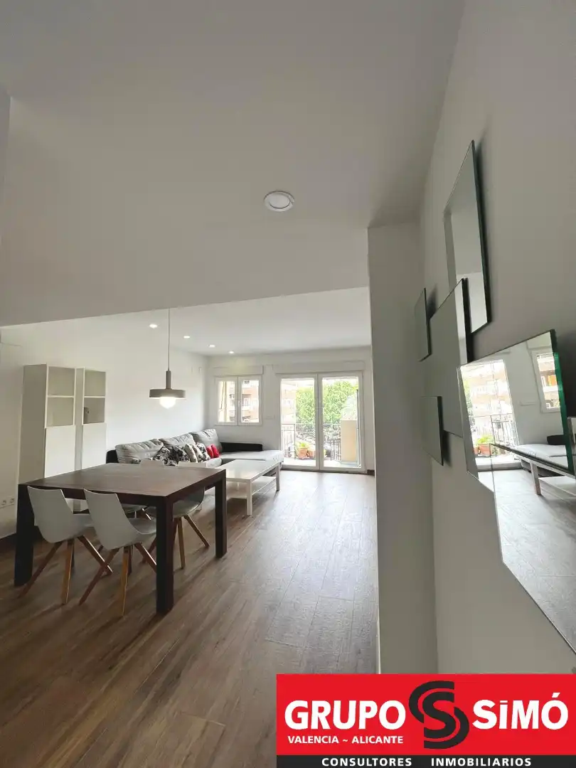 Wohnzimmer von Wohnung zur Miete in  Valencia Capital mit Klimaanlage, Heizung und Möbliert