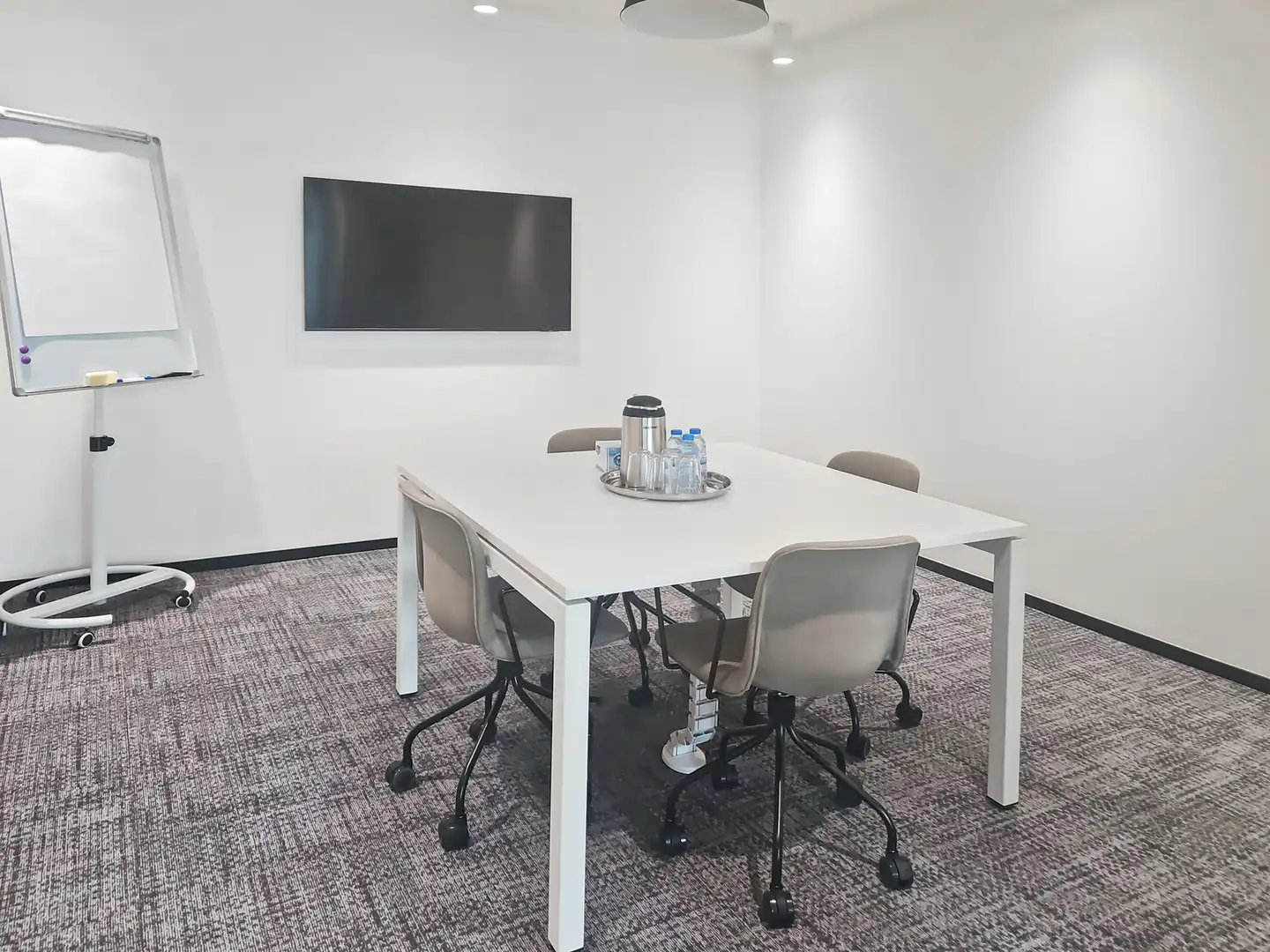 Office space with lift to rent in Av.Baix Llobregat 5-7, imagen 4