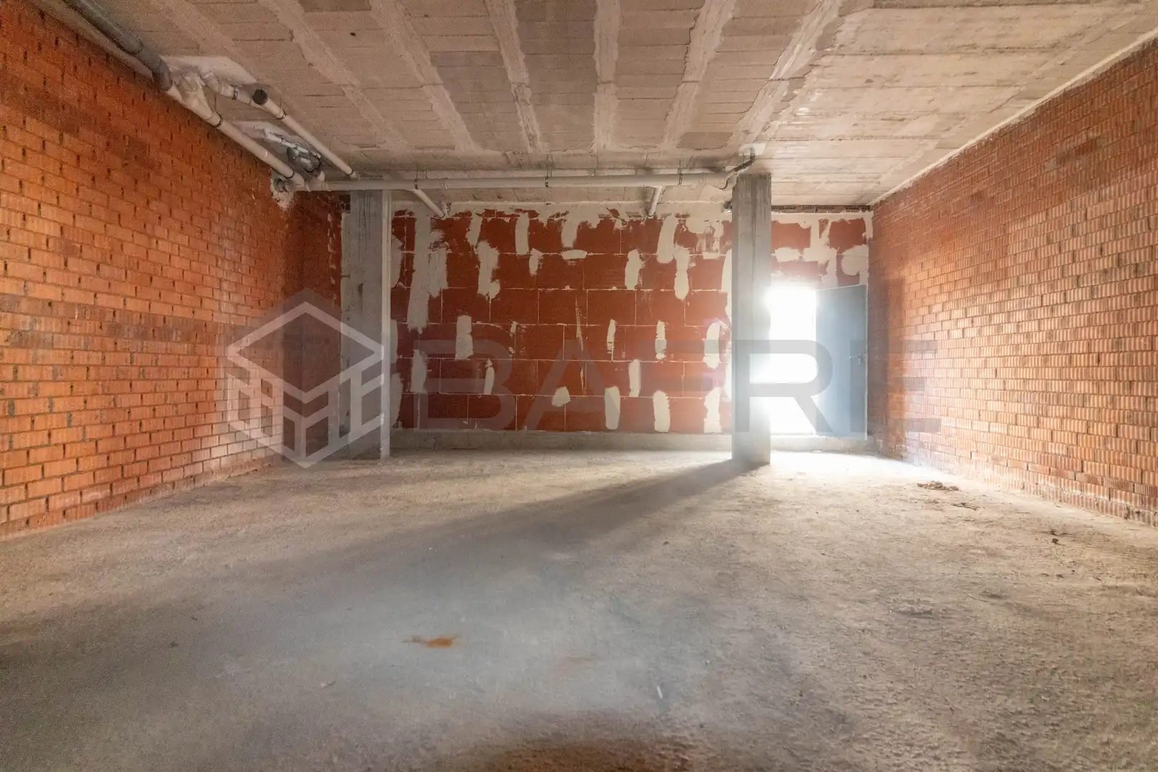 Local comercial en venta en Calle Gabriela Mistral