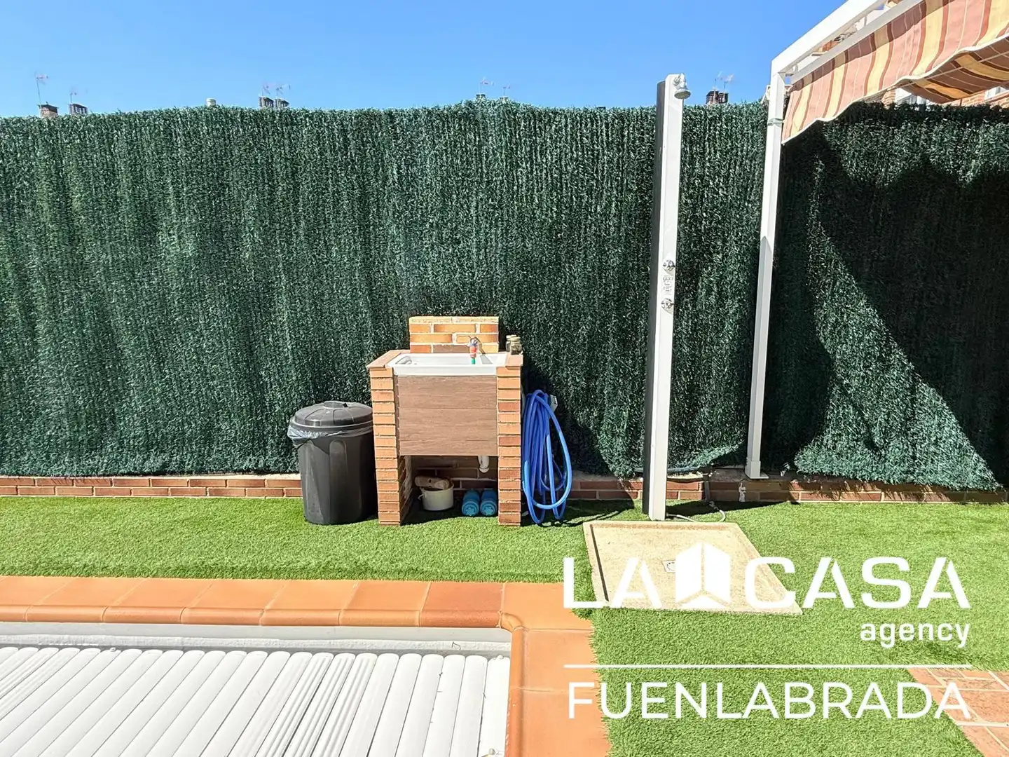 Terrassa de Casa adosada en venda en Griñón amb Aire condicionat, Terrassa i Piscina