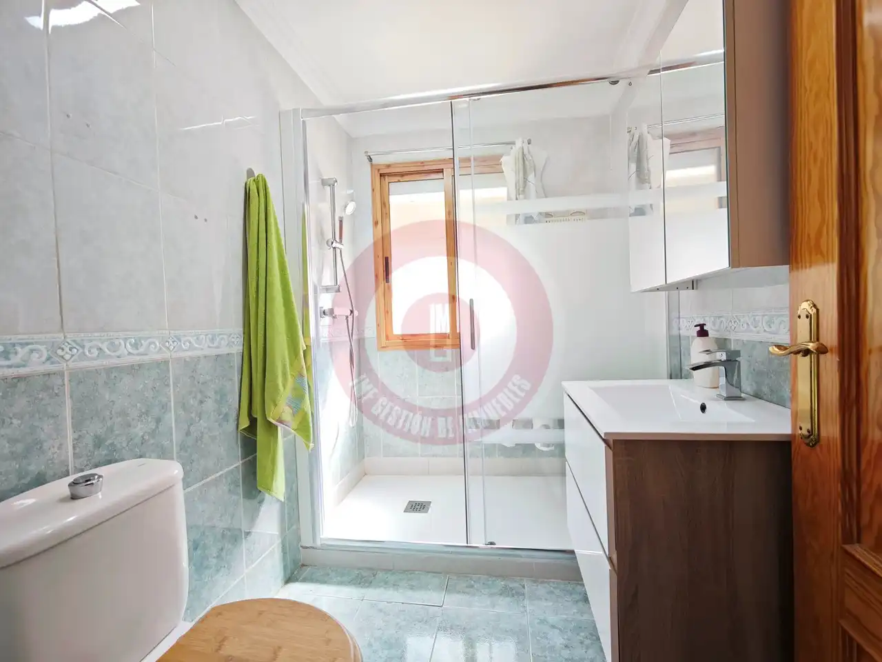 Bany de Casa o xalet en venda en Vélez-Málaga amb Aire condicionat i Terrassa
