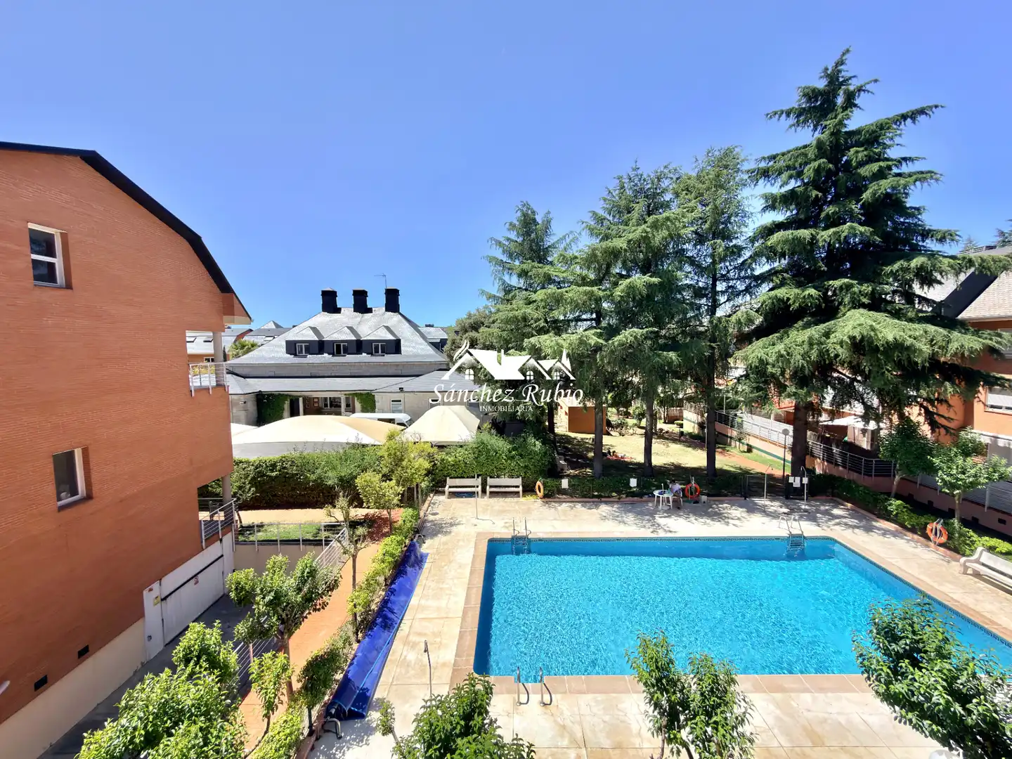 Piscina de Piso en venta en Torrelodones con Calefacción, Parquet y Terraza
