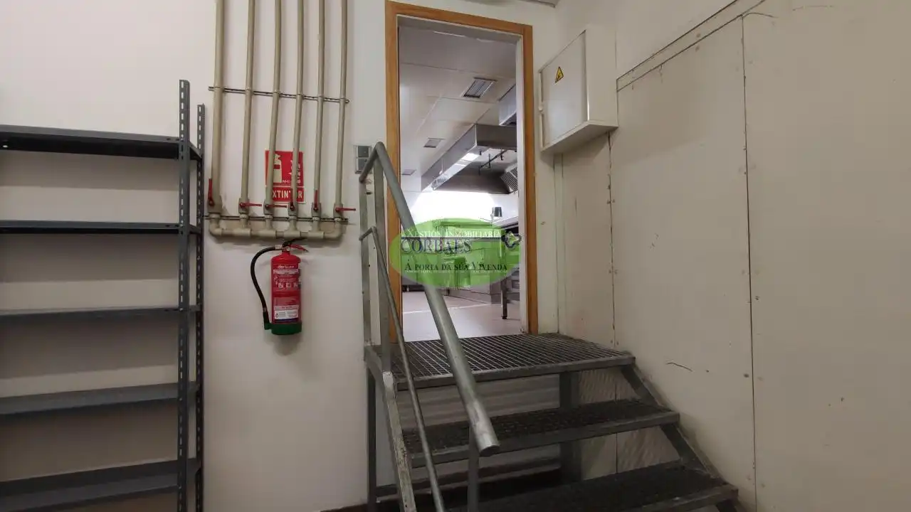 Commercial properties for rent in O Carballiño    with Furnished