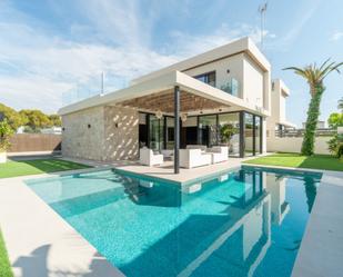 Swimming pool of House or chalet for sale in Torrevieja  with Air Conditioner, Heating and Swimming Pool