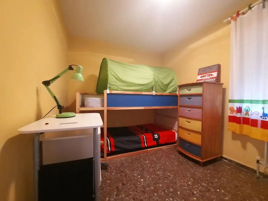 Schlafzimmer von Haus oder Chalet zum Verkauf in Escalona mit Heizung, Privatgarten und Abstellraum