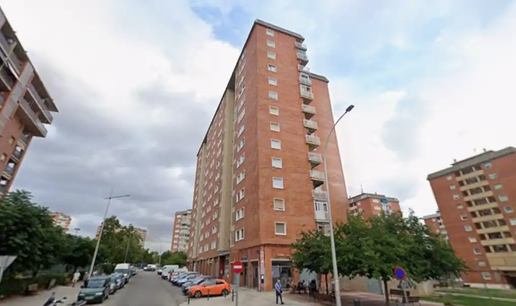 Vista exterior de Local en venda en Nord-oest