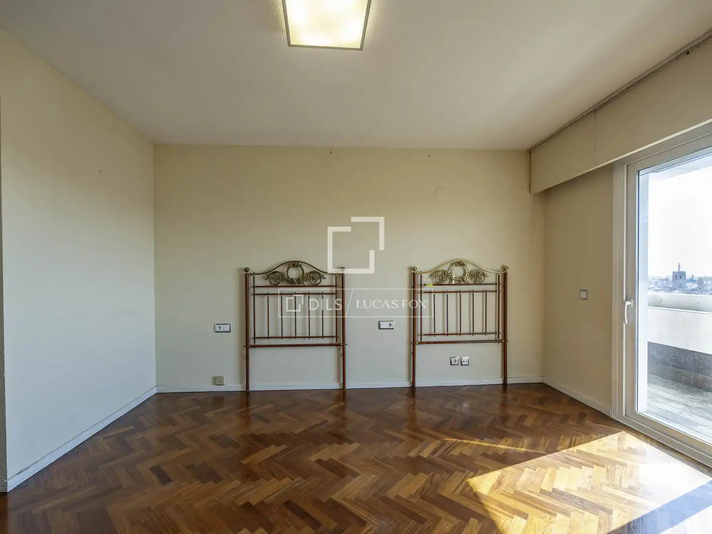 Habitación de Piso en venta en Valencia con Aire acondicionado, Calefacción y Terraza