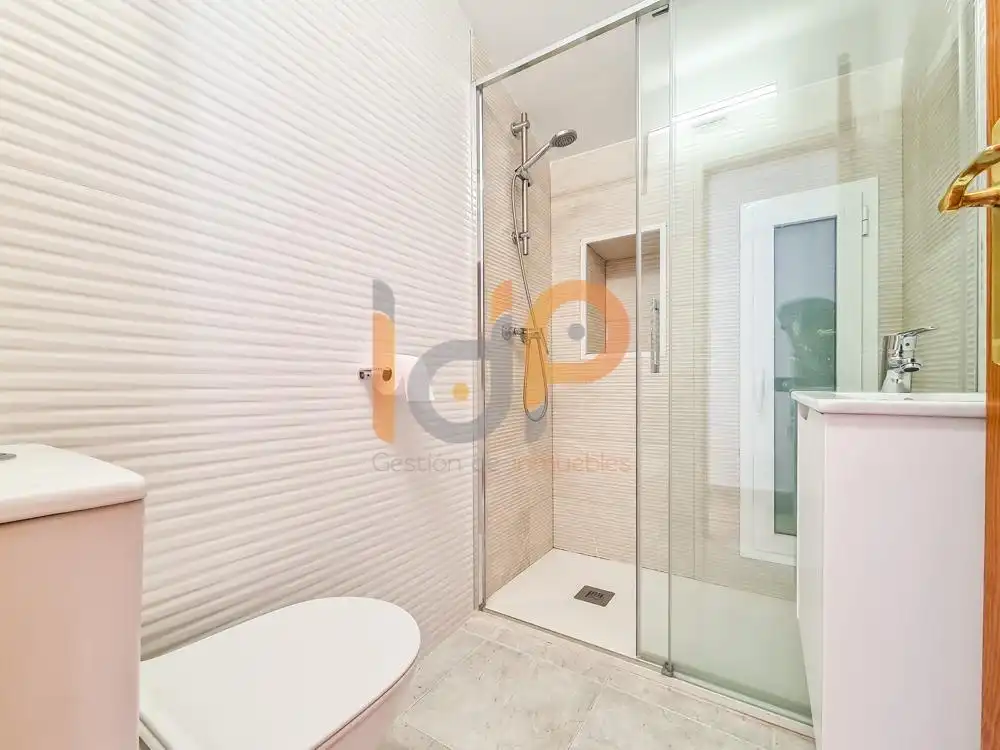 Baño de Piso en venta en Huércal-Overa con Aire acondicionado, Terraza y Trastero