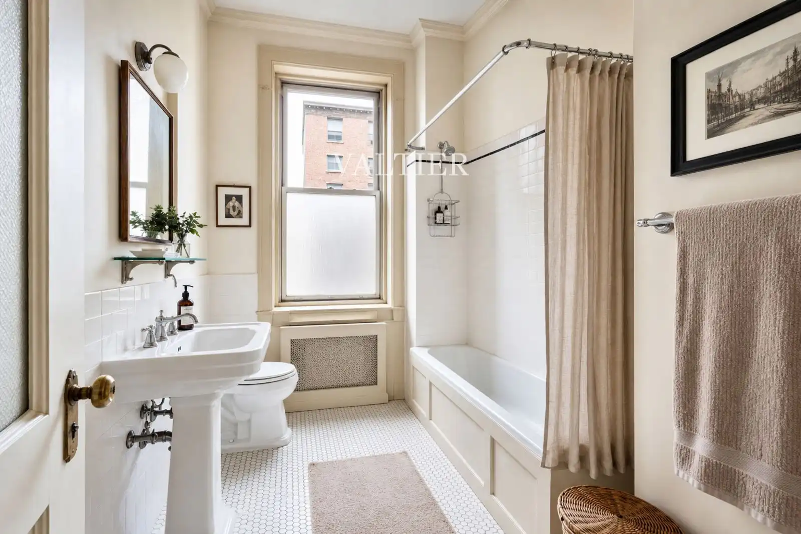 Flat for rent in Felipe IV, Jerónimos