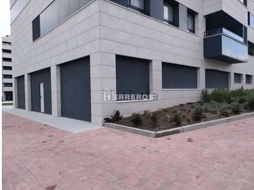 Gewerbefläche zum Verkauf in PASEO CARLOS FERNANDEZ CASADO