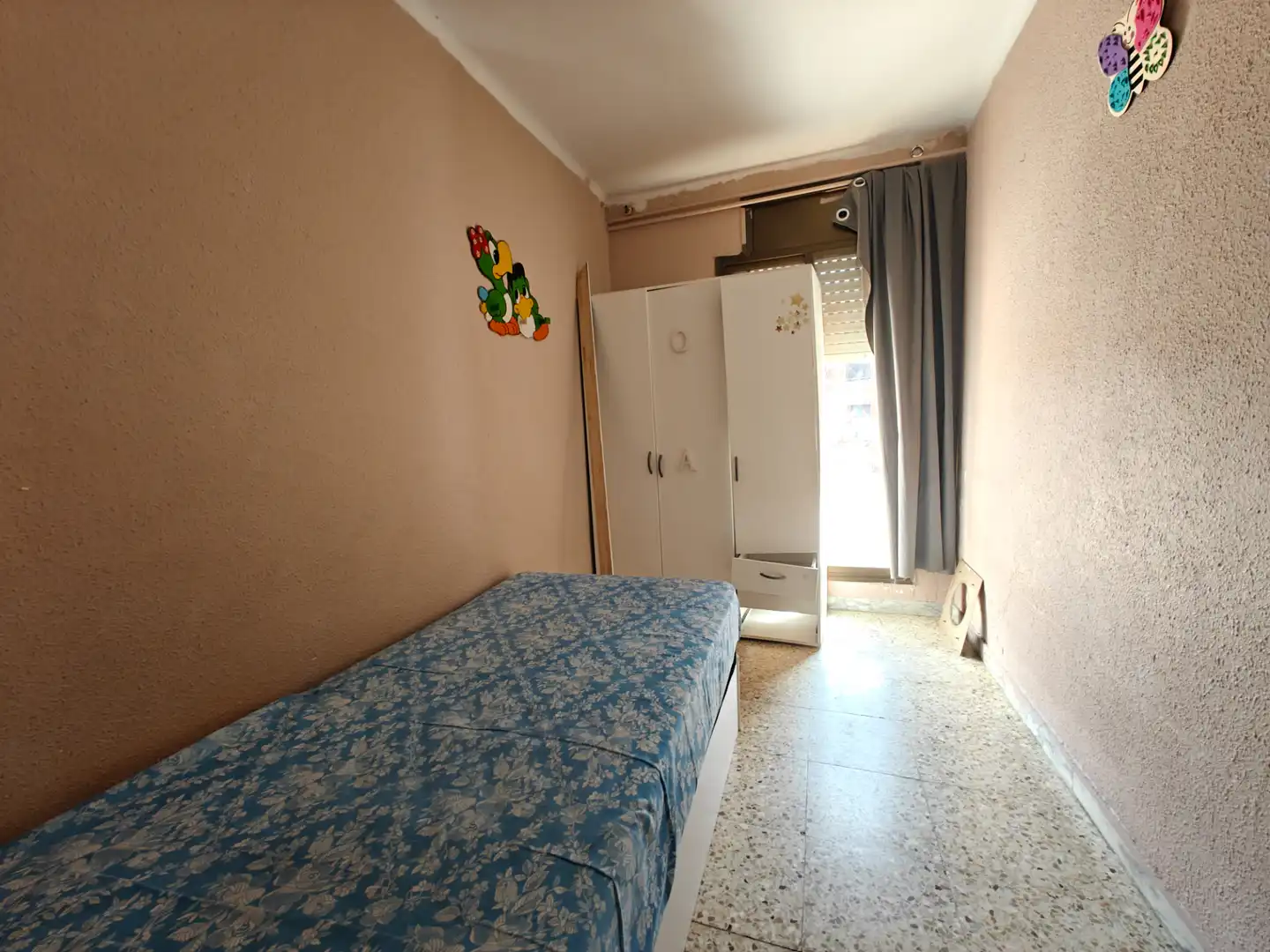 Dormitori de Àtic en venda en Sant Boi de Llobregat amb Terrassa i Alarma