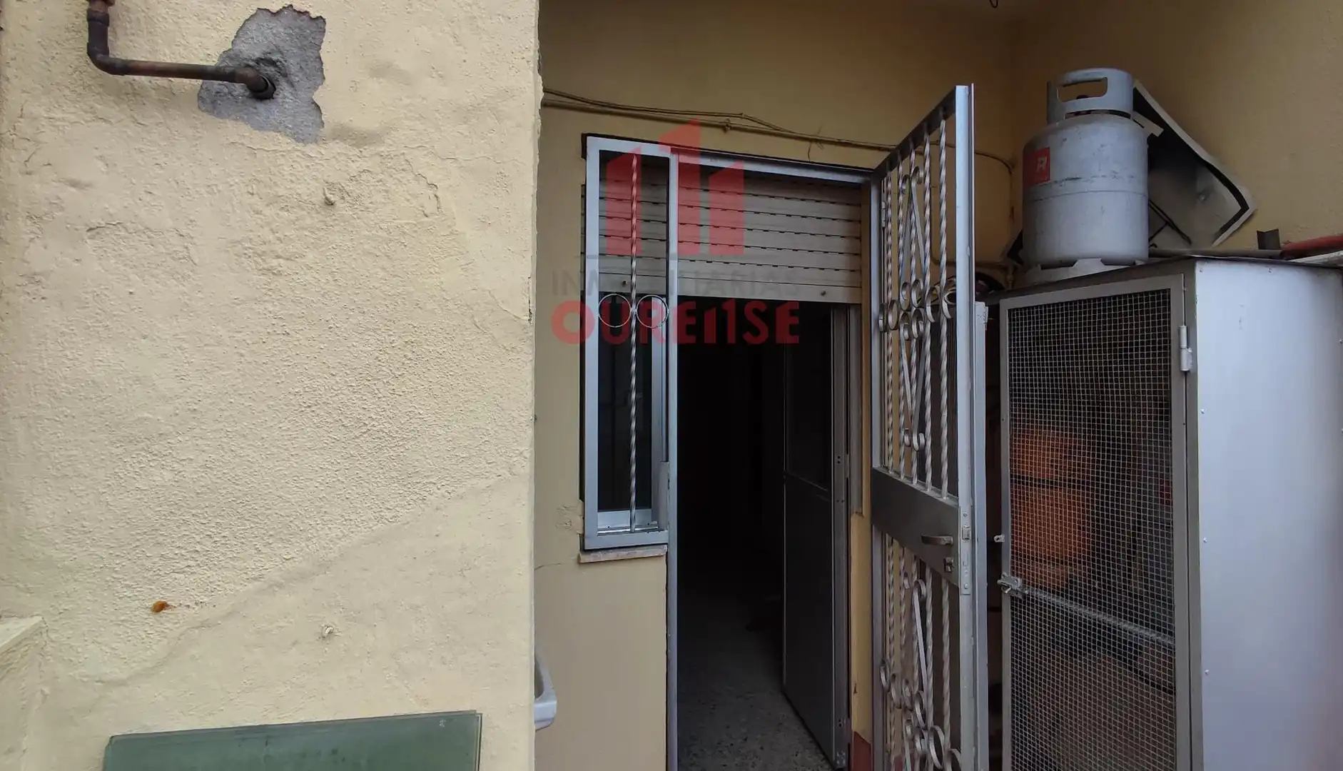 Außenansicht von Wohnung zur Miete in Ourense Capital  mit Heizung, Möbliert und Balkon