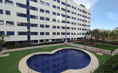 Swimming pool of Flat for sale in Estepona  with Air Conditioner, Heating and Terrace