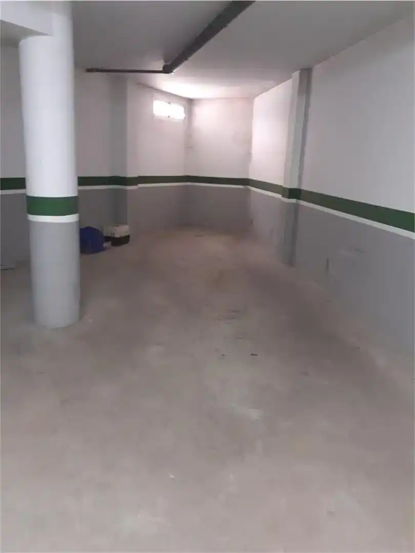 Garage zum Verkauf in Benalúa