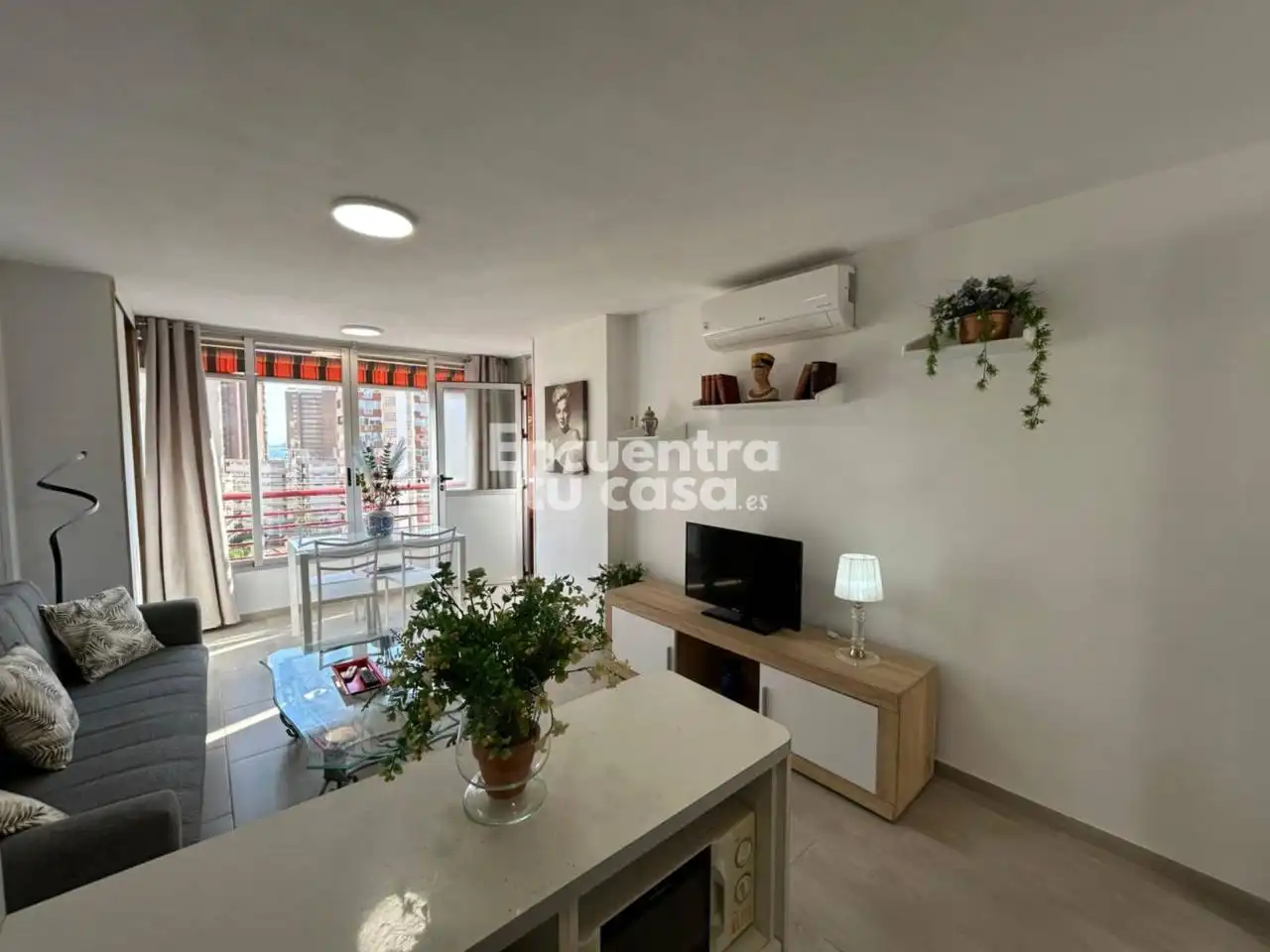 Flat with terrace for sale in Calle Londres, imagen 18
