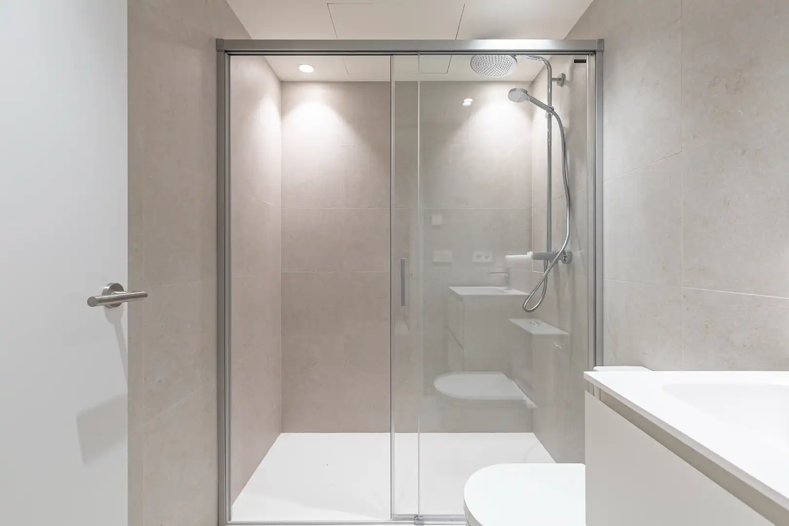 Badezimmer von Haus oder Chalet zum Verkauf in Sitges mit Klimaanlage, Heizung und Privatgarten