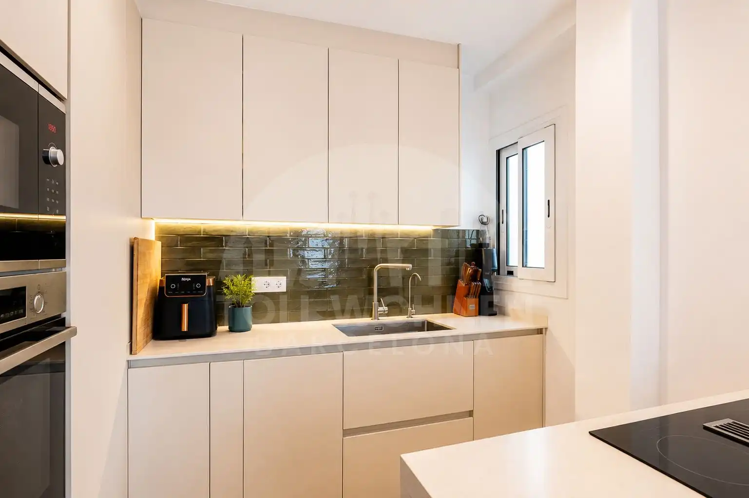 Cocina de Ático en venta en Barcelona con Aire acondicionado y Terraza
