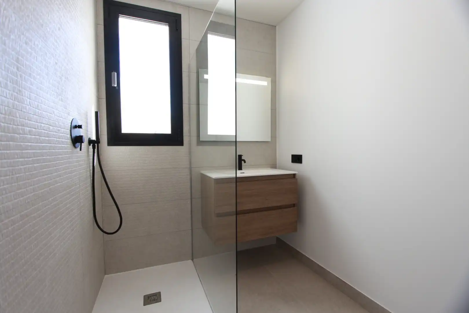 Badezimmer von Haus oder Chalet zum Verkauf in Calpe / Calp mit Klimaanlage, Heizung und Privatgarten