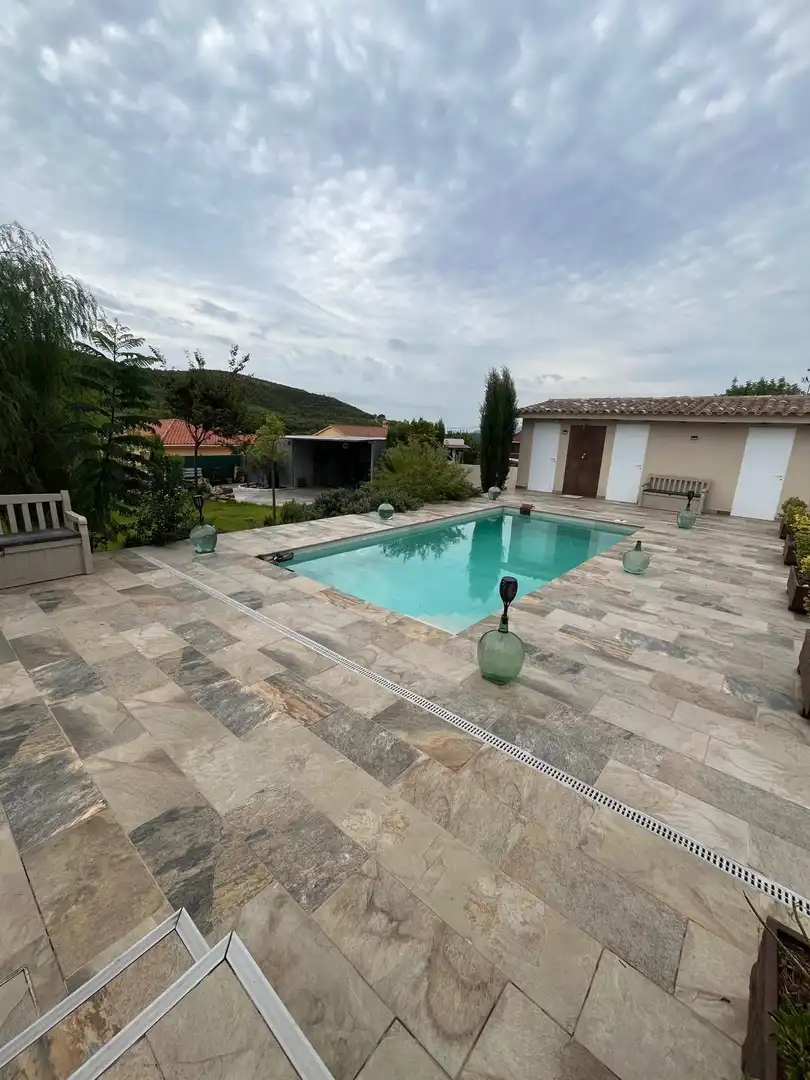 Schwimmbecken von Haus oder Chalet zum Verkauf in Castellón de la Plana / Castelló de la Plana mit Klimaanlage, Schwimmbad und Möbliert