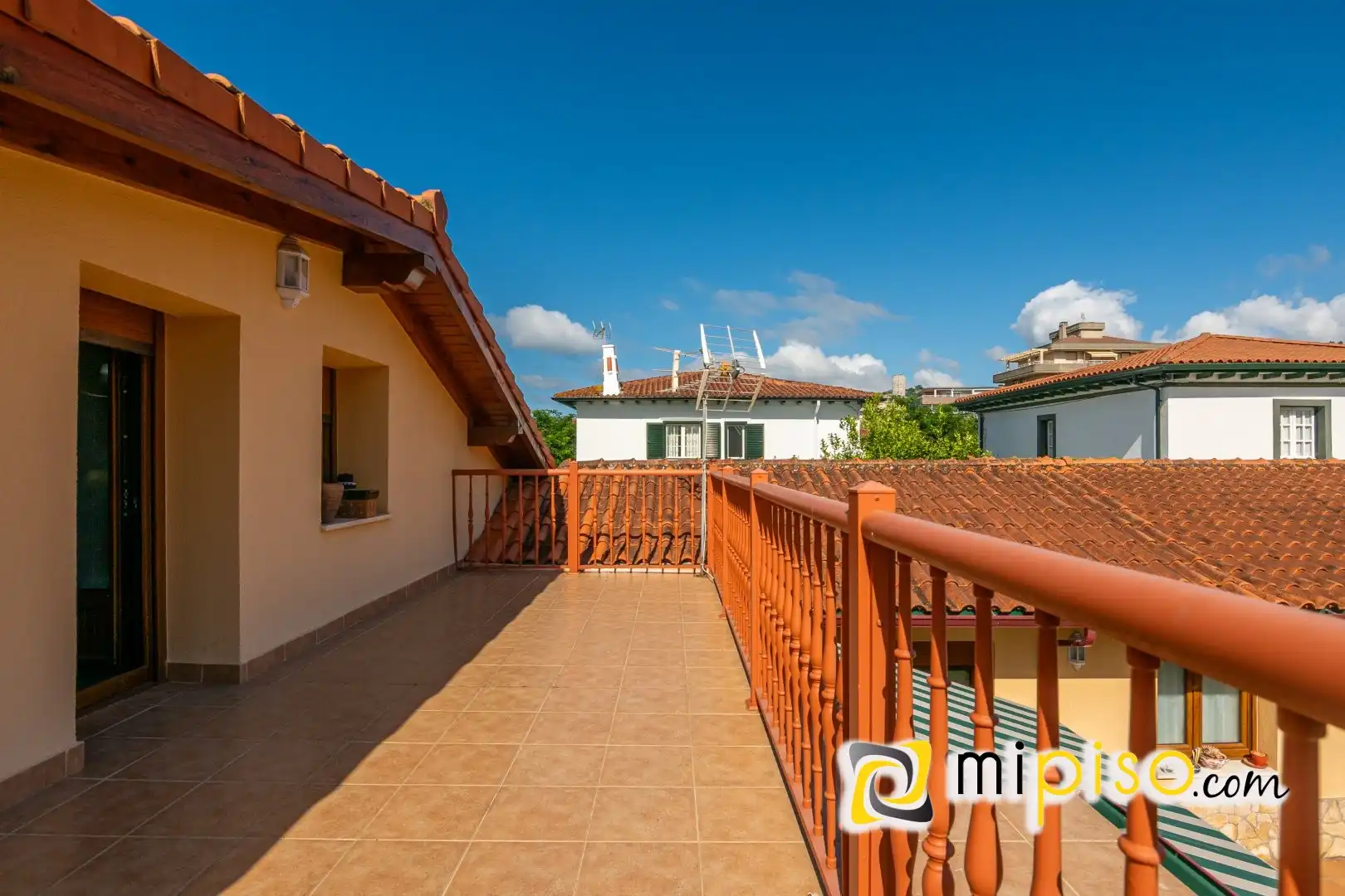 Terraza de Casa o chalet en venta en Laredo con Calefacción y Jardín privado