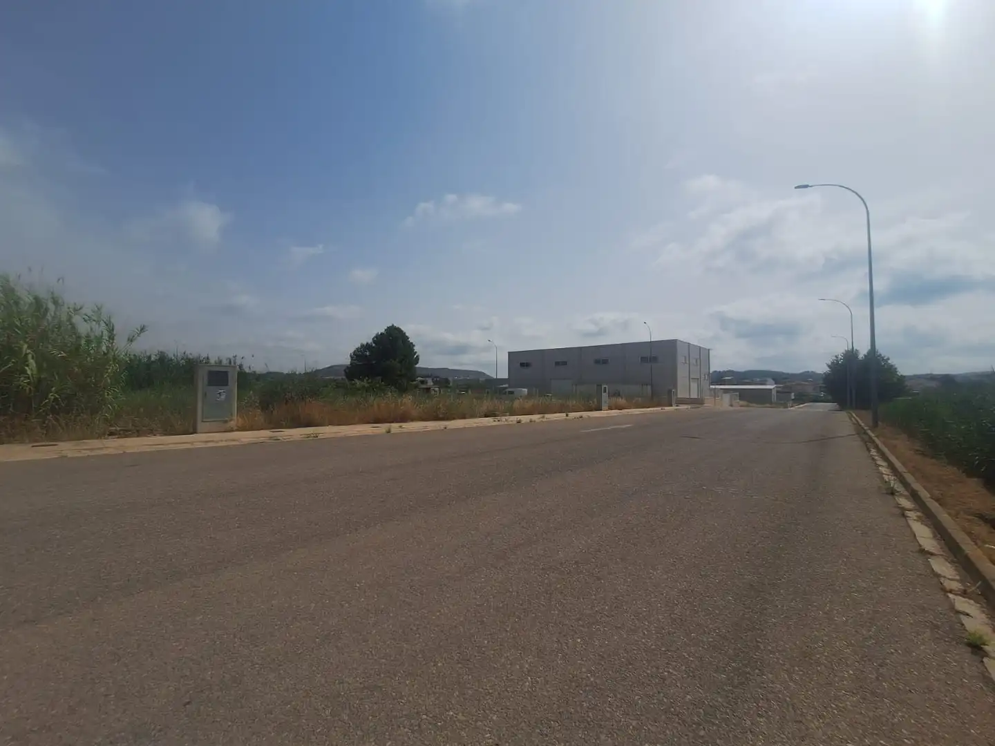 Terreno industrial en venta en Montroi / Montroy, imagen 8