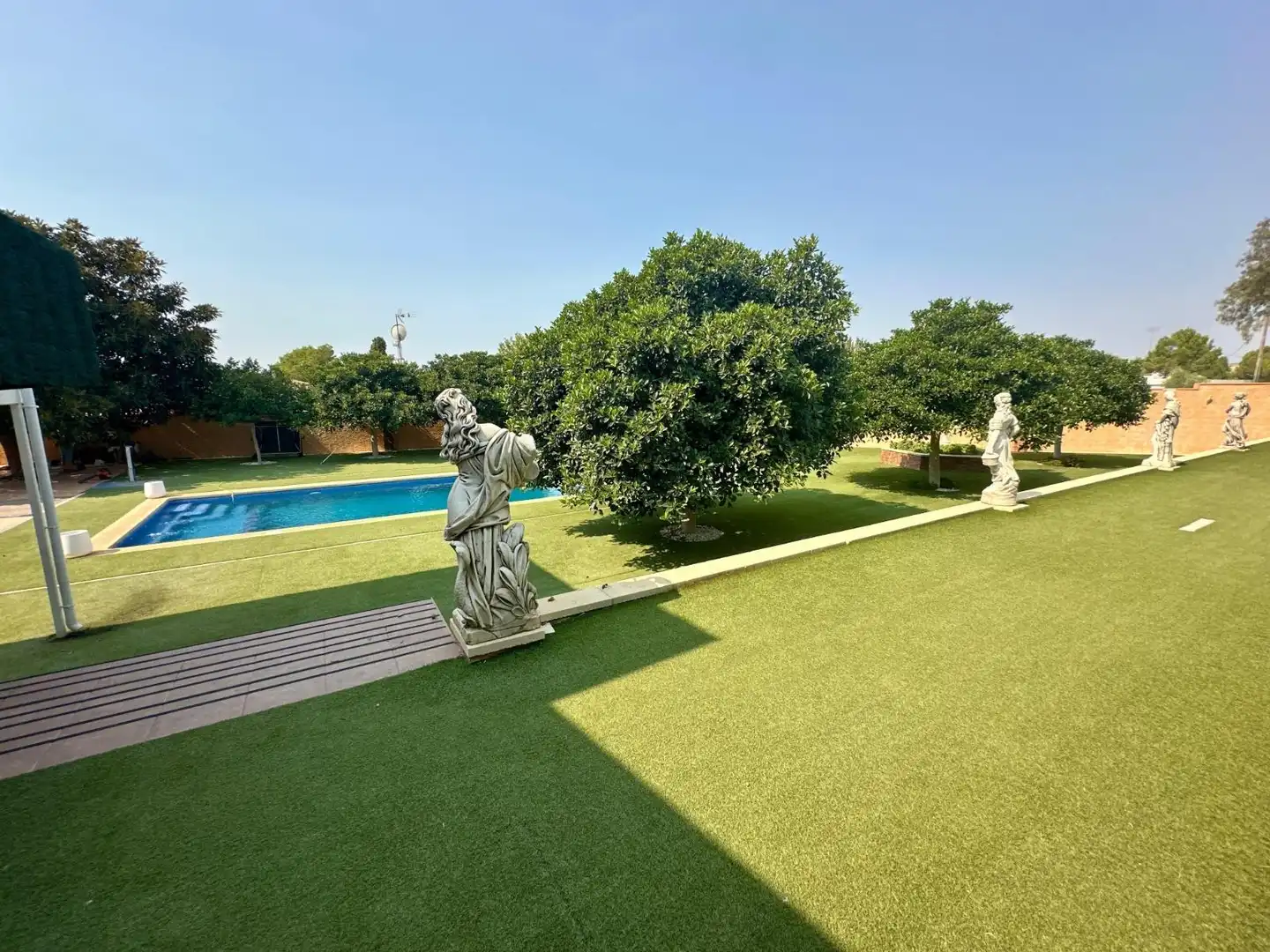 Piscina de Casa o xalet en venda en Alicante / Alacant amb Aire condicionat, Jardí privat i Terrassa