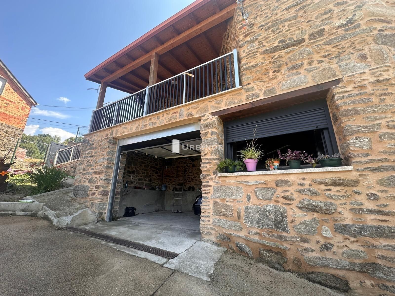 Exterior view of House or chalet for sale in A Teixeira   with Heating, Private garden and Terrace