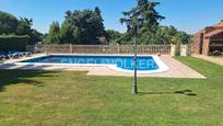 Swimming pool of House or chalet for sale in Villaviciosa de Odón  with Heating, Private garden and Terrace