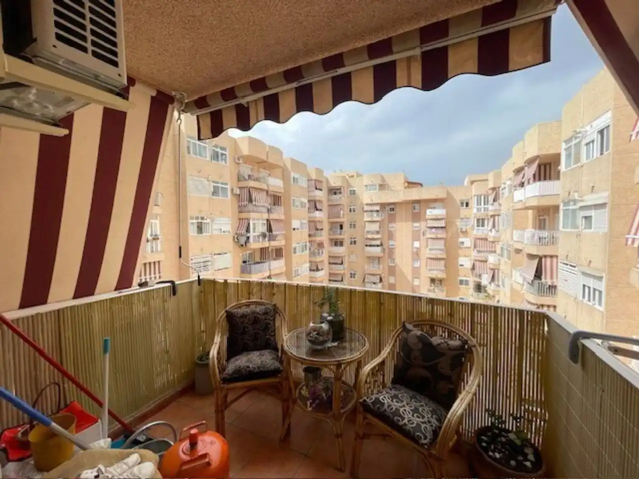 Terrassa de Pis en venda en Estepona amb Terrassa, Traster i Moblat