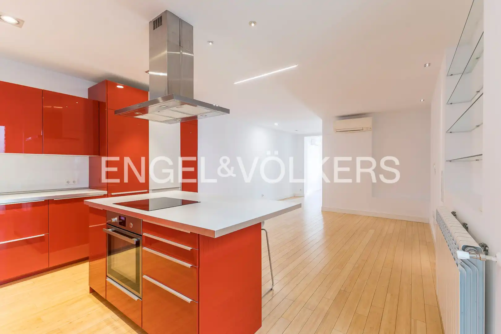 Küche von Wohnung zur Miete in Madrid mit Klimaanlage, Heizung und Parkett