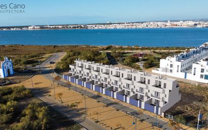 Außenansicht von Einfamilien-Reihenhaus zum verkauf in Ayamonte mit Terrasse