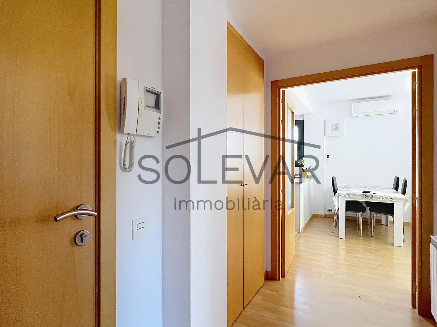 Wohnung zum Verkauf in La Pobla de Segur mit Klimaanlage, Heizung und Parkett
